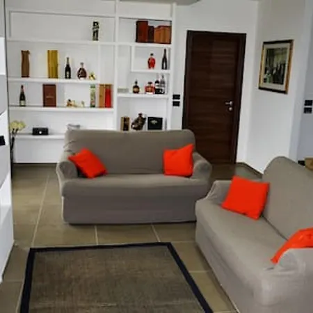 Apartman Spacious In Of 140 M² With Shared Pool Avellino
