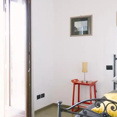 Spacious In Of 140 M² With Shared Pool Apartment Avellino